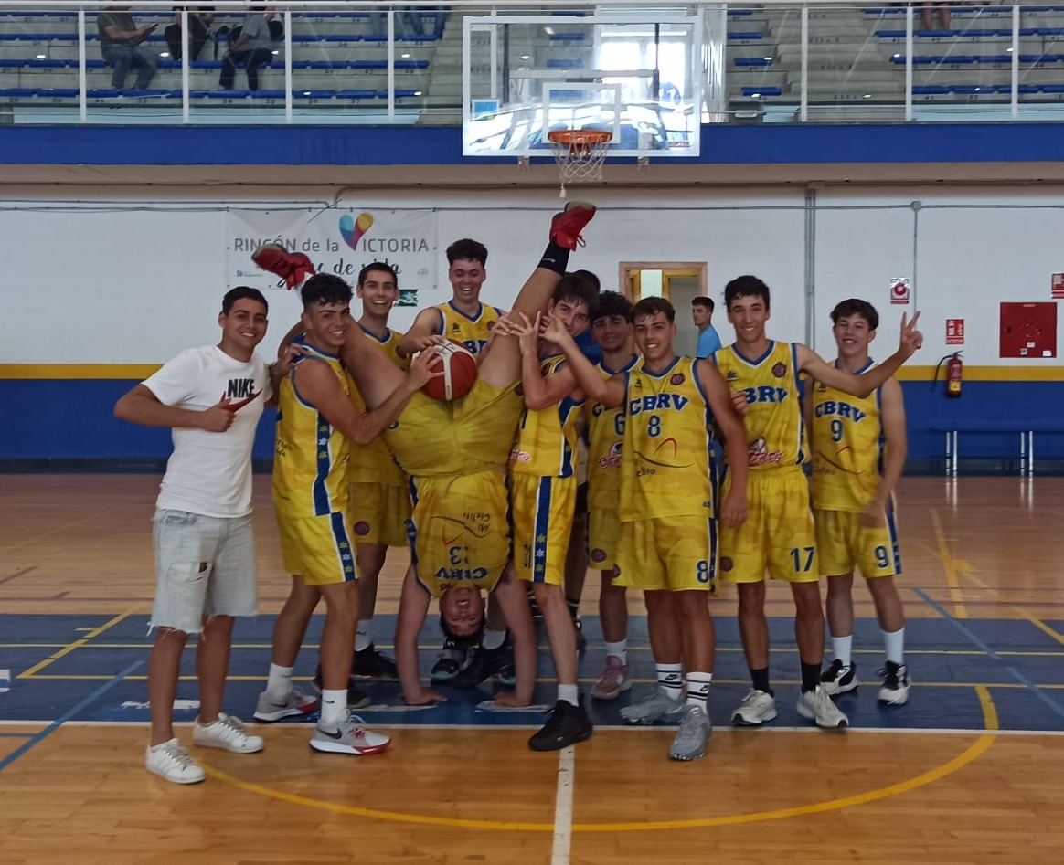 CB_Rincon's tweet photo. 📈 El #JuniorMasc @FAB_Malaga se llevó el gato al agua ante @ED_FundacionSMV Padre Jacobo tras un inicio de partido donde las cosas no salieron como se esperaba. La intensidad y trabajo del segundo tiempo nos hizo sumar un nuevo triunfo.
🟡🔵 #CorajeAmarilloyAzul #CBRV https://t.co/M83o5jf7od