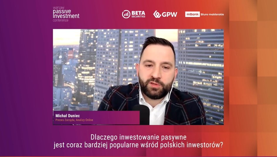 BMmBanku's tweet image. Inwestowanie w #ETF'y jest nadal niszowe w PL? 
 
👉 @mmmaslov - 41% inwestorów ma w portfelu ETF
👉 M. Radomski - wycena ETFów zagr. wyższa niż akcji zagr. na rach. klientów @mBankpl 

👉 M. Duniec z @analizy_pl - ok. 12,5 mld zł jest w ETFach vs 90mld zł w akcjach

#wpic