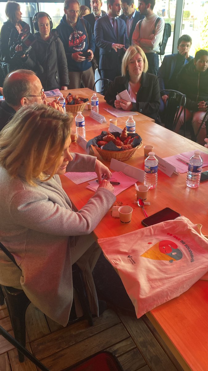 Association Vacances & Familles tweet media