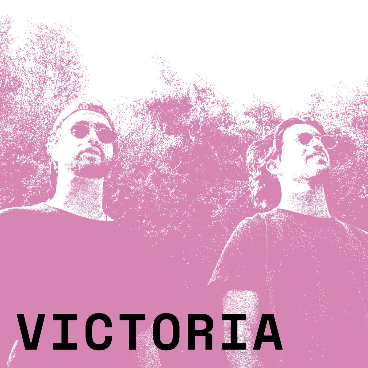 < 27 abril, 21h30 — <a href="/OuremTeatro/">Teatro Municipal de Ourém</a> >

Francisco e Paulo são os músicos responsáveis por toda a
música que Victoria faz. Não que os temas sejam sobre eles, antes sobre a
realidade que os rodeia e que destila, na procura musical que têm vindo a desenvolver.

bol.pt/Comprar/Bilhet…