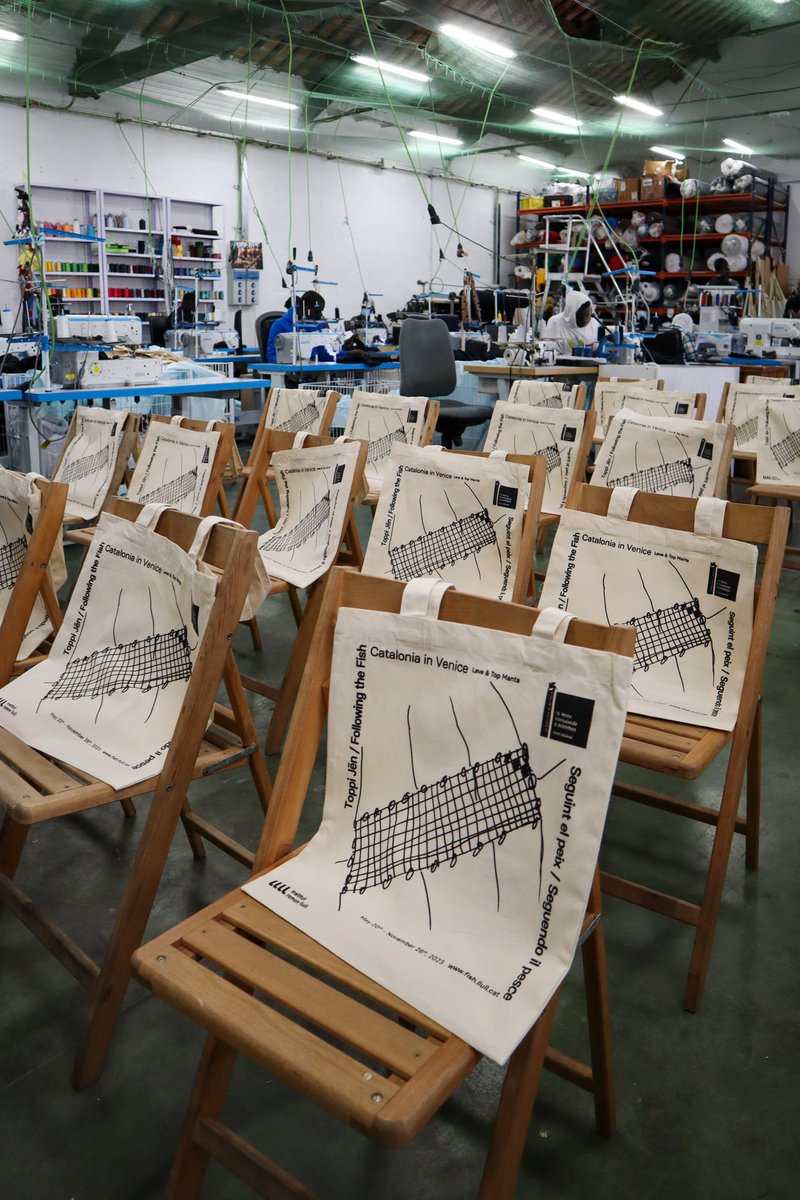 En 3, 2, 1… comença la roda de premsa “Catalonia in Venice_ Seguint el peix”: Leve i Top Manta presenten el projecte seleccionat per a la 18a Mostra Internazionale di Architettura de <a href="/la_Biennale/">La Biennale di Venezia</a> di Venezia.