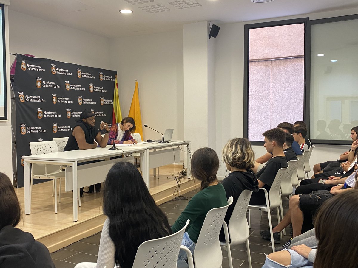 Ajuntament de Molins de Rei tweet media