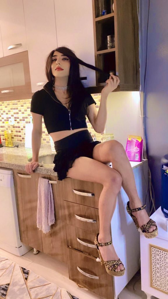 ZunadeAndal's tweet photo. Aktif oluyorum #adanagay https://t.co/YyDVdOYm2d