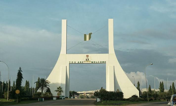 SundayAmbassad1's tweet photo. Make new Abuja Friends. Reply with your location &amp; follow

Maitama
Asokoro
Guzape
Garki
Wuse
Wuye
Mabushi
CBD
Katampe
Jabi
Utako
Gwarinpa
Dawaki
Life Camp
Kado
Jahi
Apo
Gudu
Galadimawa
Lokogoma
Lugbe
Bwari
Dutse
Kubwa
Karu
Nyanya
Mararaba
Gwagwalada
Kuje

#AbujaTwitterCommunity https://t.co/Wbm5PiRwhr