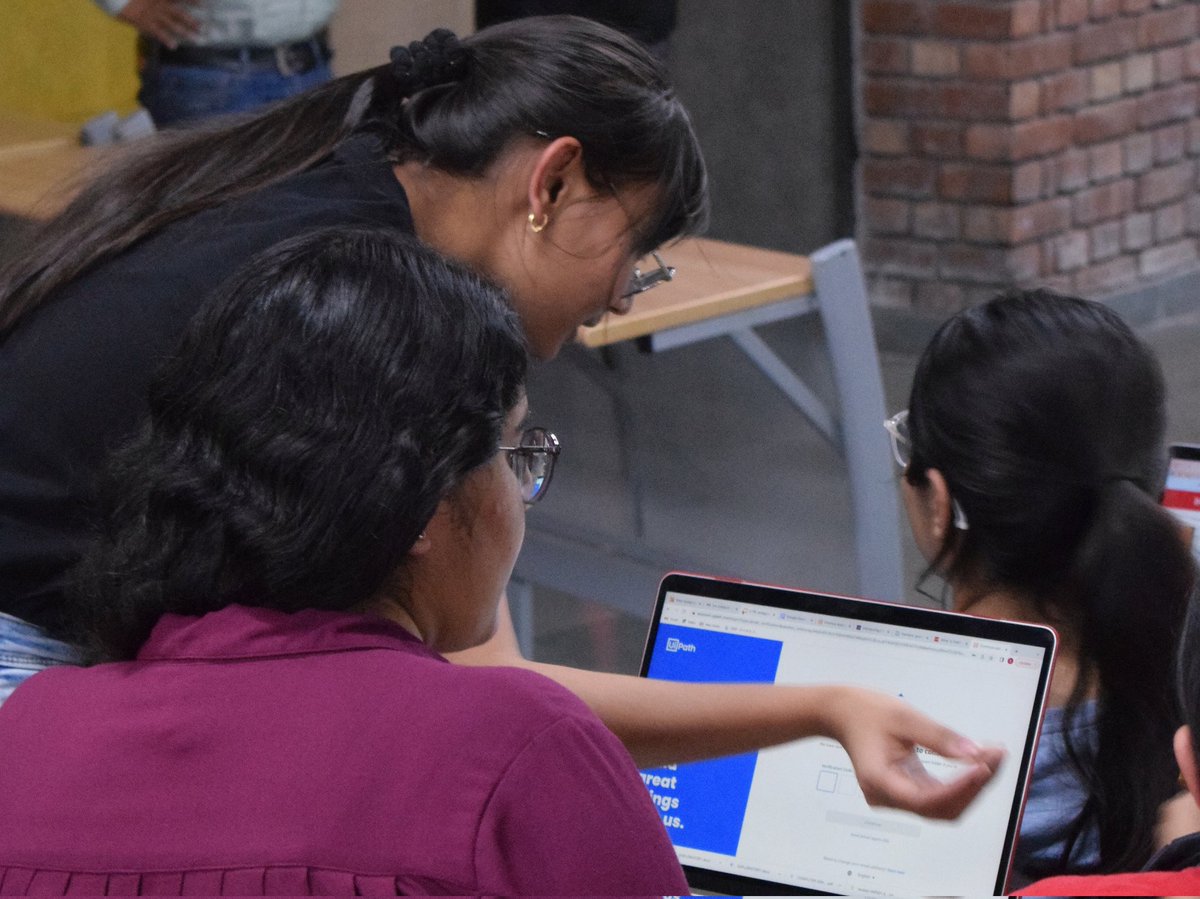 UpesOpen's tweet photo. From learning the basics to building advanced projects, attendees left with a mastery of automation and amazing swags from UiPath. We were thrilled to see so many enthusiastic technophiles come together and discover the potential of RPA in the modern era. https://t.co/p4az7FCRzZ