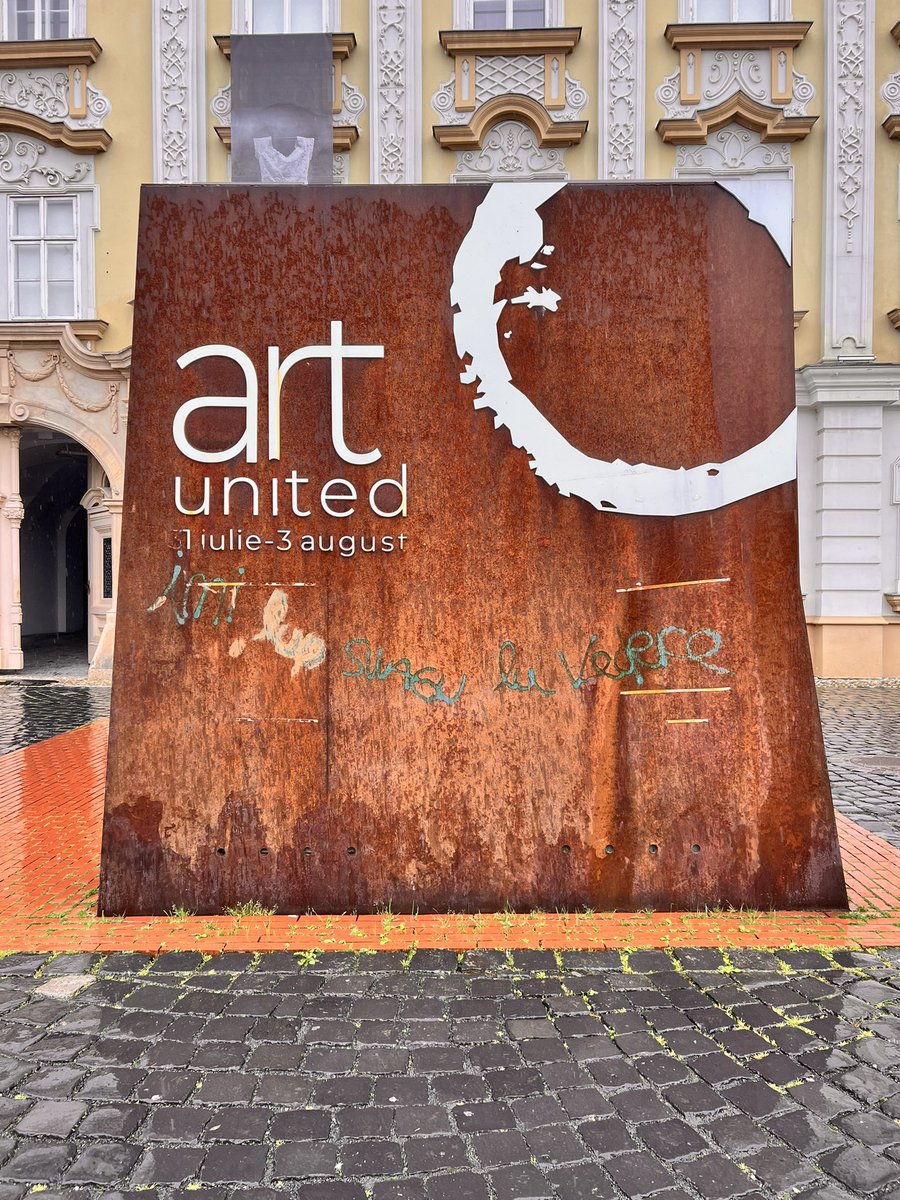 Chris Tomlinson tweet media