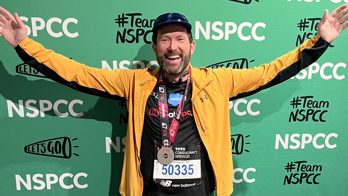 Yesterday I completed the #LondonMarathon, a long held ambition. 

With running mates from @SalesforceUK and @makepositive we've raised over £34,500 for the @NSPCC. It's not too late to donate! justgiving.com/fundraising/jo…

#WeRunTogether #medalmonday