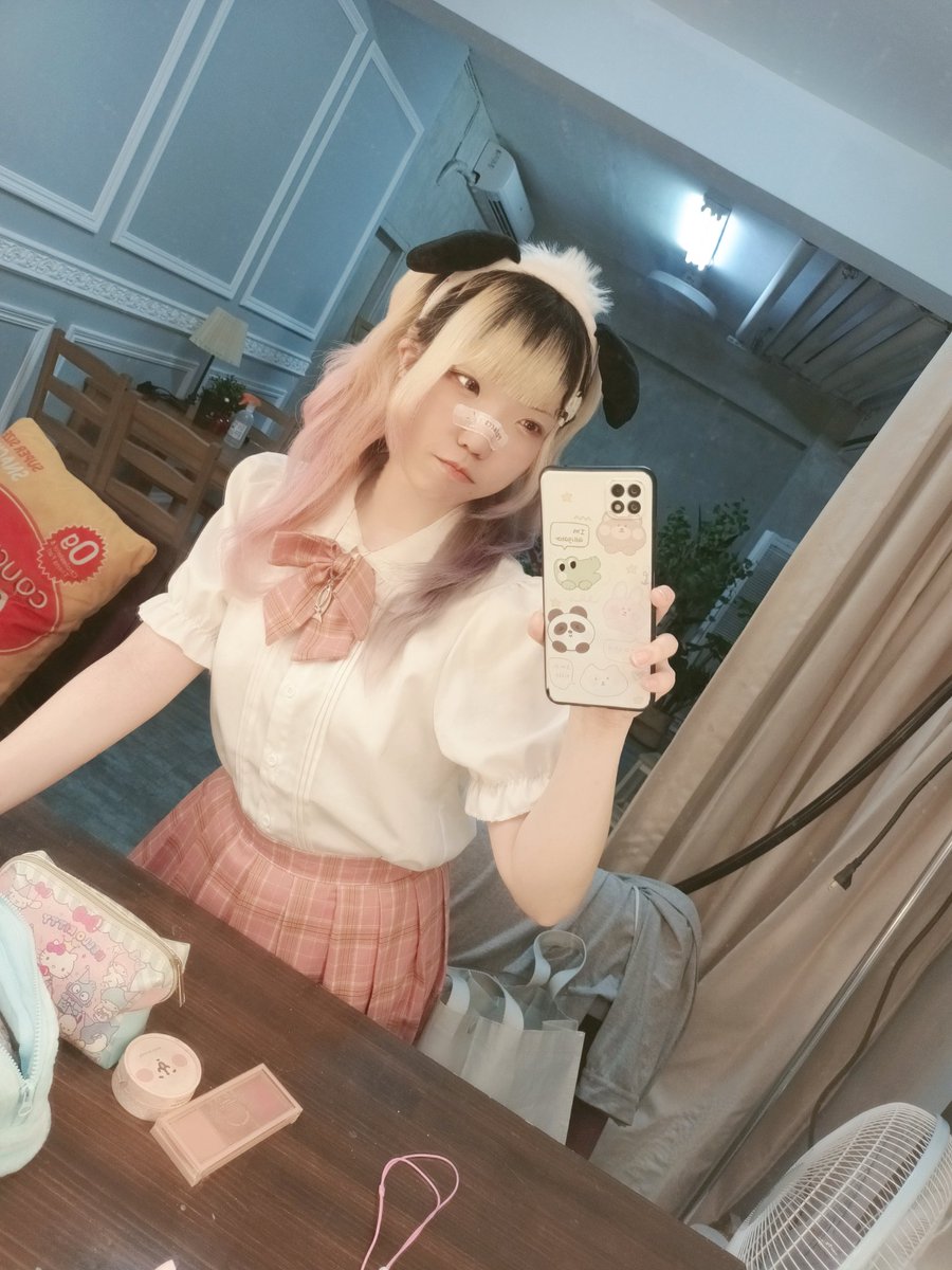 001_Nyako's tweet photo. 前幾天發佈的新影片看了嗎(⁠｡⁠･⁠ω⁠･⁠｡⁠)⁠ﾉ⁠♡
一直到錄影前一天才開始想要穿什麼
果然還是JK制服喜歡.....

#喵兒Nyako #三麗鷗 #jk制服 https://t.co/EskA1qgRhX