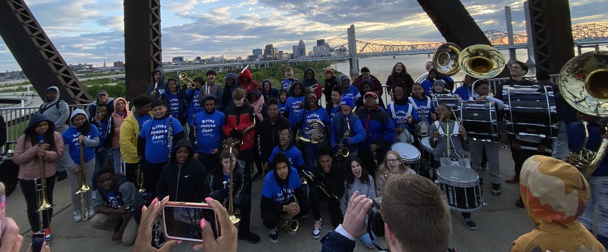 What a weekend!  Huge thank you to @LouOrch for the opportunity to be a part of #LouisvilleBroadcast! A once in a lifetime experience our students won’t soon forget. @JCPSKY @JcpsMusic @Johnson_Jaguars @MrCathey21 #MakingMusic #Community #RoarJagsRoar #PlayJagsPlay