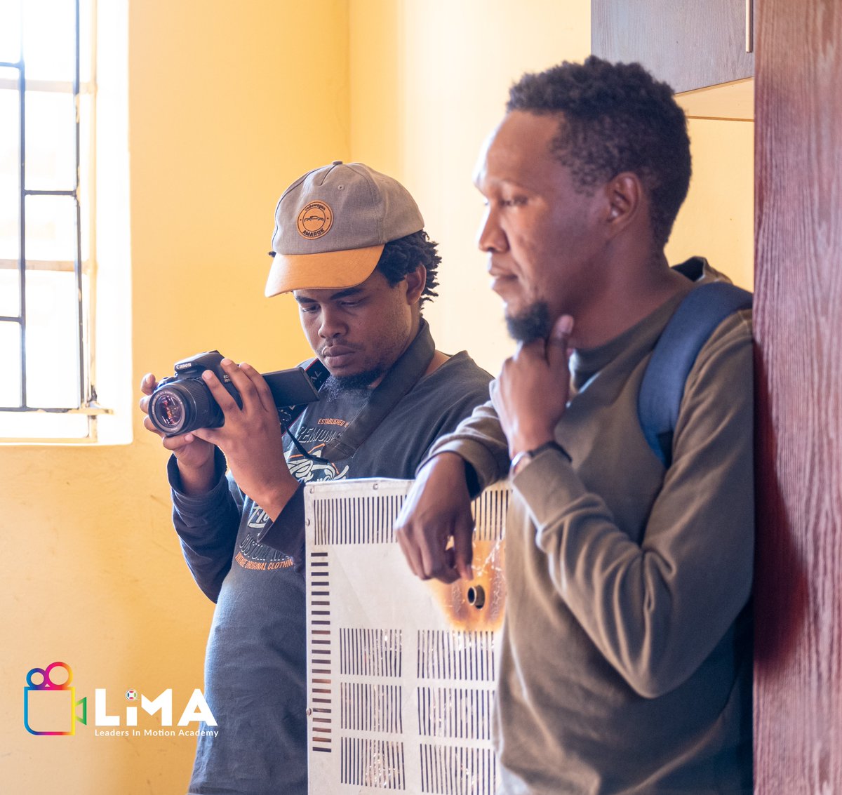 Lim_Academy's tweet photo. All the way in Bokamoso Skills and Economic Development Centre in the Vaal.

It's a wrap 🎬

#LIMAcademy #NormaliseAccess #digitalaccess #filmamaking #scriptwriting #LIMAturns5 #futureleaders https://t.co/Hw229u2xM4