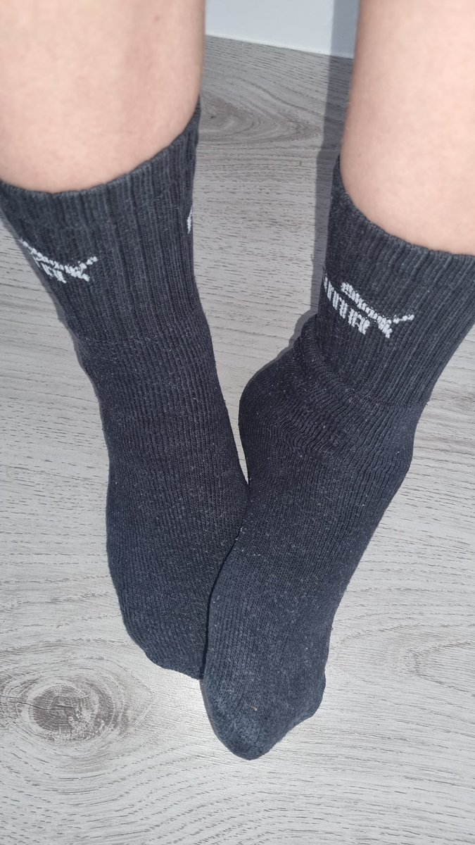 Jahh96199192300's tweet image. Du hast bock dein Geld loszuwerden, Sklave. Dann sende mir einen gültigen Gutschein für Amazon. Meine Wünsche sind sowieso geile als deine du Loser.

#fussfetisch #Fußmodel #fusskönigin #geldherrin #fussbilder #fußpic #socks #wornsocks #verschwitztesocken #feetpicsforsales #feet