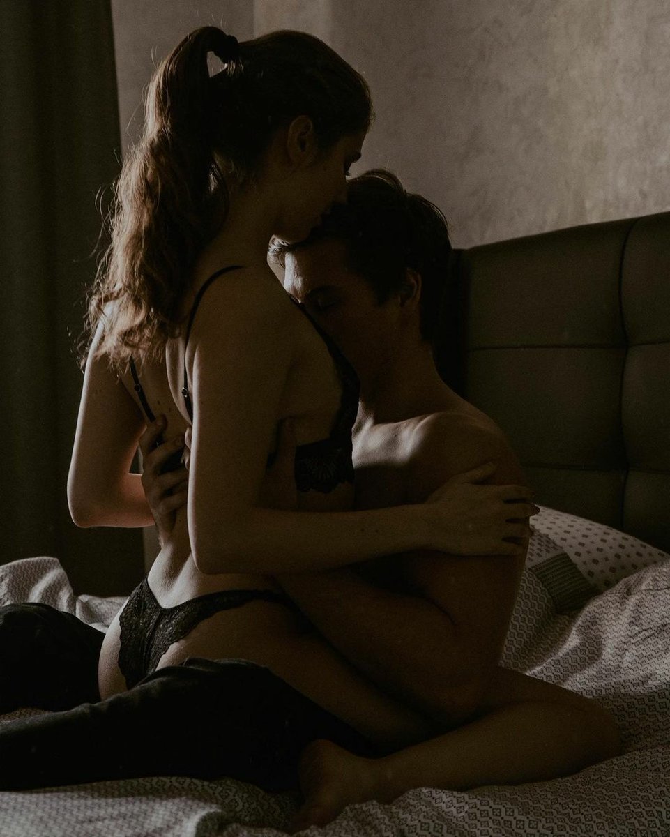 Quien viene a follarme? 

#Sexrol