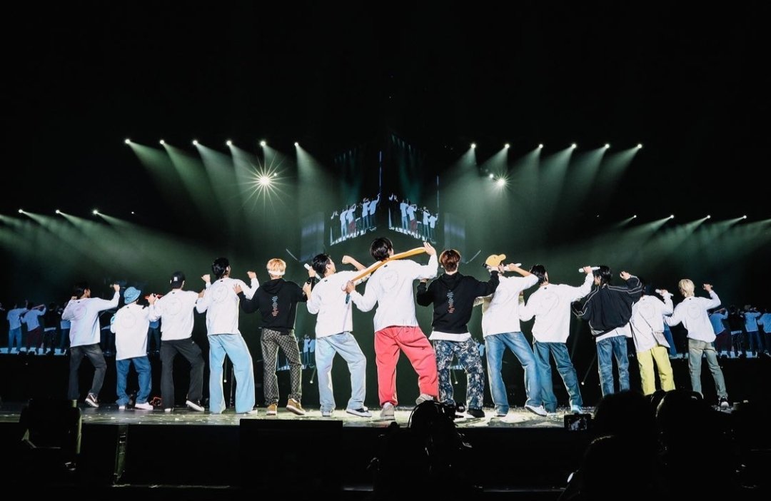 shaigyu's tweet photo. @seungkwancart @pledis_17 My choice for Billboard Hot Trending Song is #Super #손오공 by #SEVENTEEN @pledis_17 https://t.co/dwCZoygUyq
