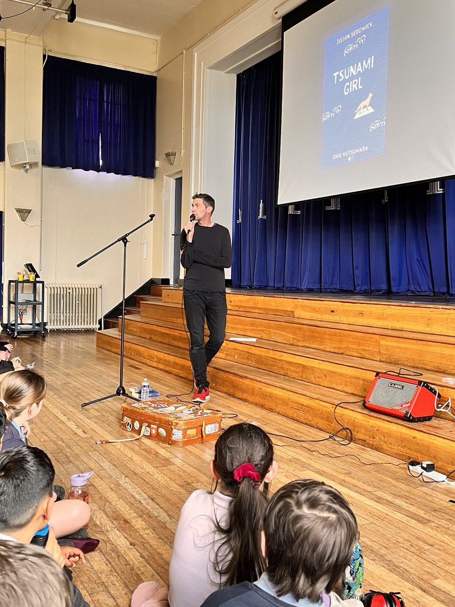 LintonHeights's tweet photo. A huge thank you to @LVCollege and @LintonBookfest for inviting us to listen to Julian Sedgwick @julianaurelius. We have throughly enjoyed hearing about Tsunami girl and your stories around Japan. Really looking forward to the Book festival now! https://t.co/wjXjbIU2BF