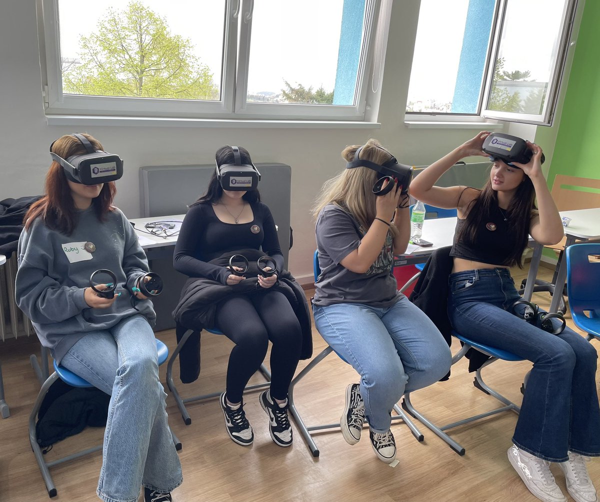 chi_stemgems's tweet photo. Day 1 of Erasmus project in Prague with the BTEC Extended Dip Forensic Investigation students @Chi_College @chi_stemgems for a VR biology lesson https://t.co/FzCuR7v7uk