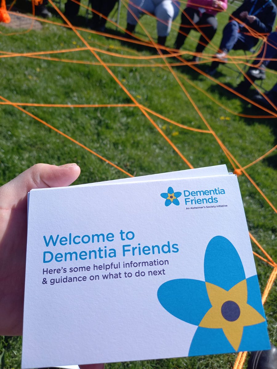 southstaffs's tweet photo. Our Supported to Learn groups from #Rodbaston &amp; #Cannock joined together again in Hednesford Park @TFOHP to take part in @DementiaFriends training! Learners received dementia friend badges and decorated the park with ‘forget me not’ flowers, the symbol of the @alzheimerssoc 😊🌺 https://t.co/4HjoCgtLGM