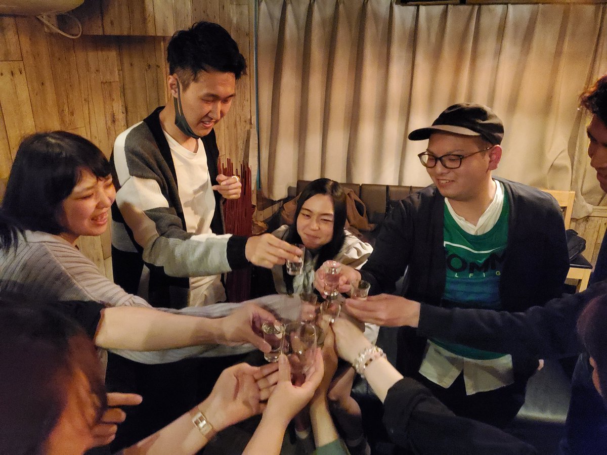 昨日、islandstyleを開催しました！
以前から「『アルコールも飲めるうつCAFE』を開催して欲しい」というお声があり、実現に至りました。
いつもと同じようにいろんな人とお話しながらたくさん盛り上がることができました！
今回ご参加いただいた皆様、本当にありがとうございました！