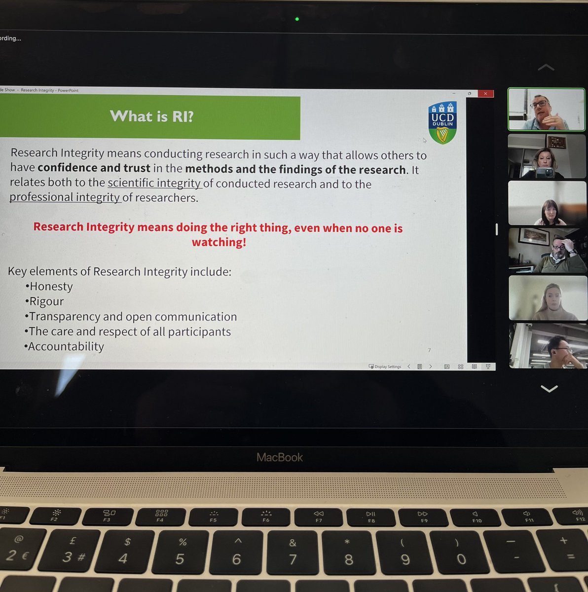 juliedowsett's tweet photo. Thanks to @kmeade11 for giving such a valuable insight into the importance of #ResearchIntegrity for this motivated group of #PhDresearchers @ucdagfood https://t.co/9viPRkkGLu