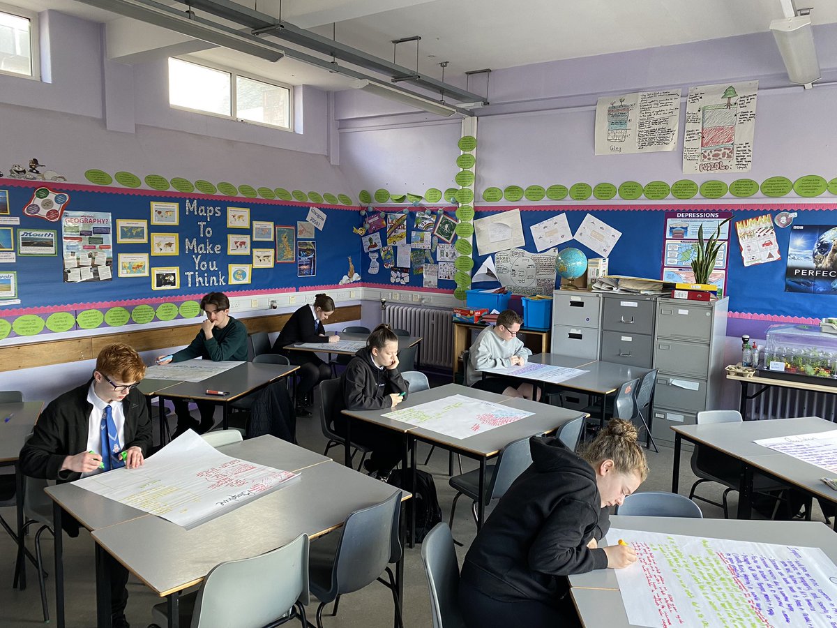 MsWallis1's tweet photo. Final masterclass. Good luck Higher Geographers…….. @Paisley_Grammar https://t.co/XidffIGiRH