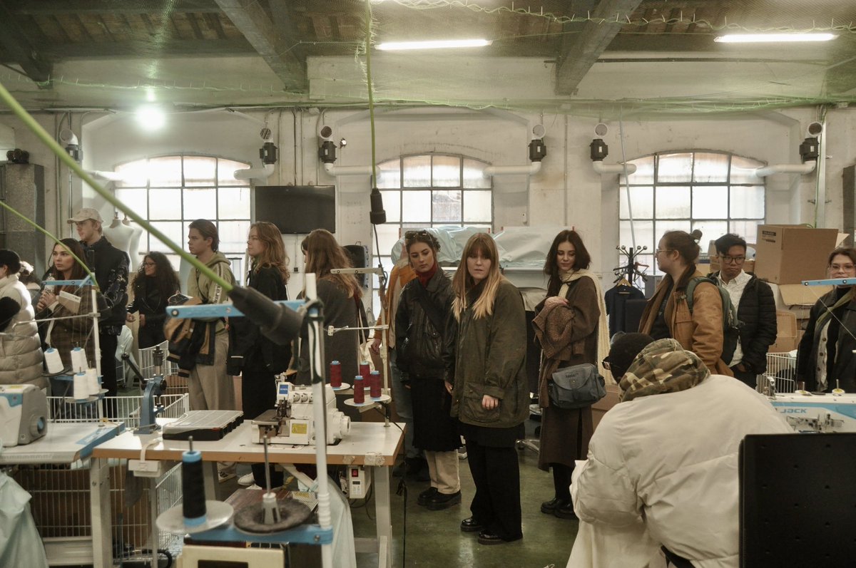 les propostes de “Seguint el peix” són alternatives «contracorrent», en paraules d’<a href="/EvaSerrats/">Eva Serrats</a>. Qui ha indagat en aquestes alternatives ha estat un centenar d’estudiants de 9 escoles d’arquitectura i disseny arreu del món. Des del gener d’aquest any, treballen donant resposta