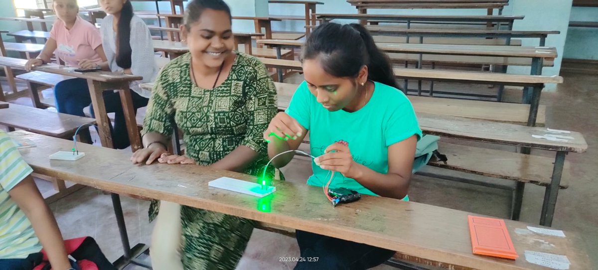 RajStembotix's tweet photo. Innovation Club Prabodh Level Training Day 1 on #basic_electronics  #Glider #Mechanical #STEMeducation at PRB Arts and PGR Commerce College Bardoli, Surat For Arts, Commerce  Students.
@PMOIndia @CMOGuj @narottamsahoo @InnoClubCHE @InfoGujcost @STEMbotix https://t.co/Xv066fuIKG