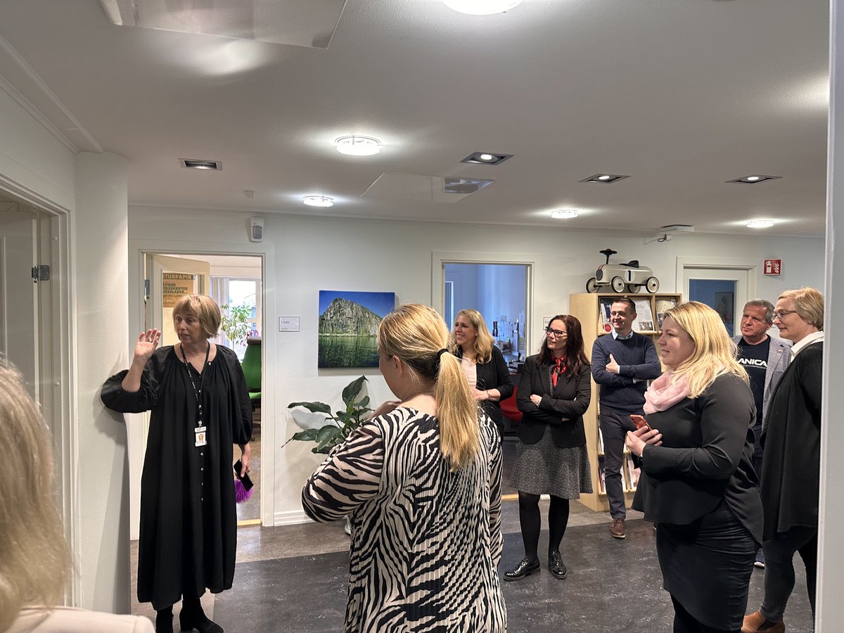 BarnahusNetwork's tweet photo. Last week we joined Slovenia on a study visit to Barnahus in Trondheim and Oslo 🇳🇴. Lots of inspiration and new ideas. #EUBarnahus @ChildAtRisk https://t.co/GCYljnY28f