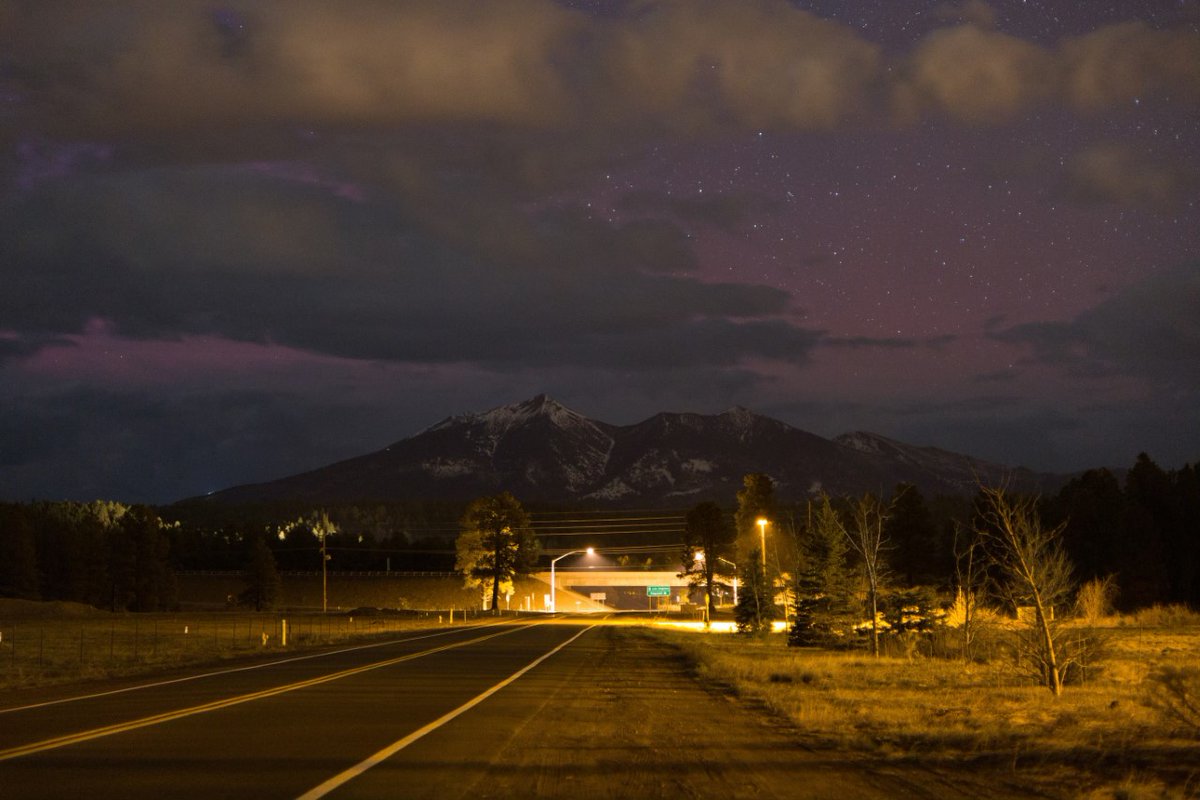 abc15's tweet photo. Did you see it?! Several ABC15 viewers say the northern lights could be seen in parts of Arizona last night! 😍

Thanks to Deborah B., Stacy C., and Andrew P. for sharing these views from Flagstaff, east of Apache Junction, and Payson. https://t.co/vxu9y7ibv7