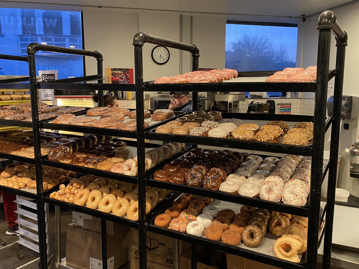 .<a href="/danielaleontv/">Daniela Leon</a> has a ‘sweet gig’ this AM, talking <a href="/donutologykc/">Donutology</a> big business w/ the <a href="/NFLDraft/">NFL Draft</a> in <a href="/KansasCity/">Kansas City</a> <a href="/KSHB41/">KSHB 41 News</a>