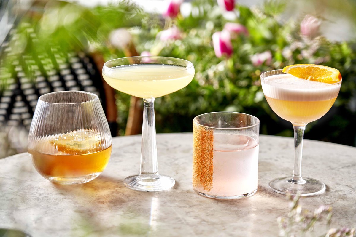 Introducing The Doyle Collection’s ‘Gardens of England’ cocktail menu — a series of sips inspired by the two things King Charles III is most passionate about: sustainability and the ‘best of British’ produce. Savour them at our UK hotel bars this May: doyl.co/3A5qhV6
