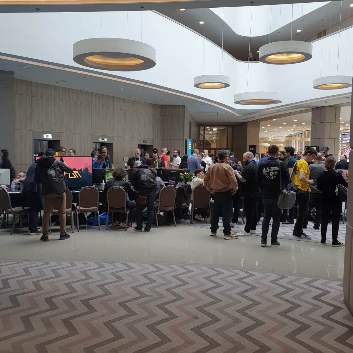 TomSDexter's tweet photo. I'm at @RebootDevelop! If you want to come and chat about performance capture or just chill out - come find me or drop me a DM! #rebootdevelop #pcap #performancecapture #mocap #motioncapture #cinematics #animation #vfx #gamedev https://t.co/xePJFeSAiZ