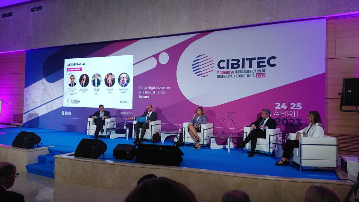 Estamos en #Cibitec23. Ahora mismo, panel aeroespacial cc <a href="/Cibitec23/">Cibitec23</a>
