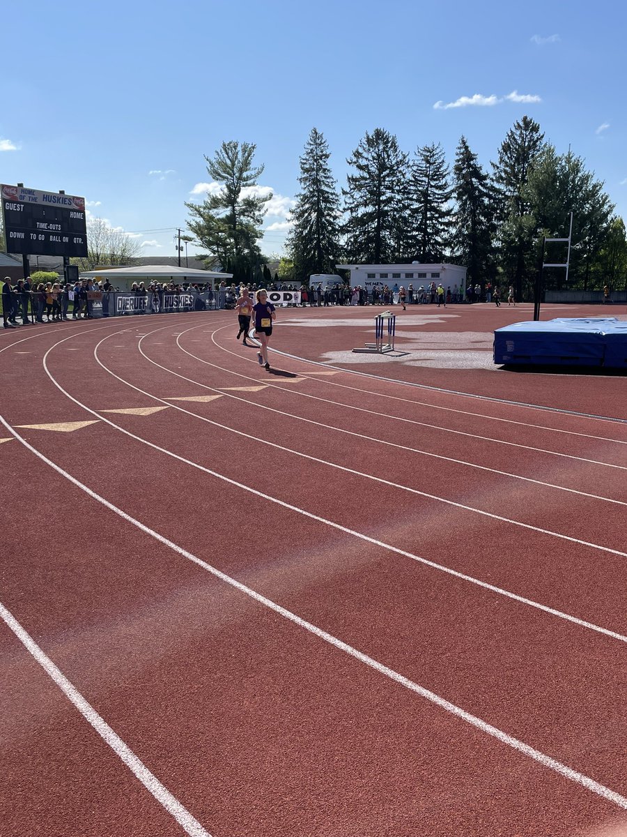 Finished my 25th half <a href="/stlukeshalf/">St. Luke's Half</a> yesterday! What a great course &amp; experience - thank you volunteers &amp; organizers! #runchat #runnershigh