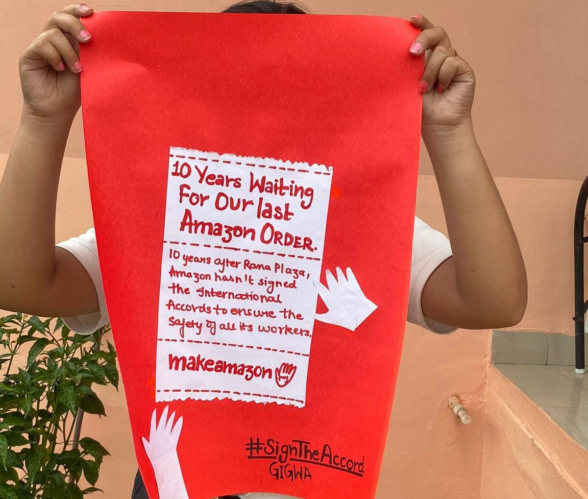Stand with garment workers and sign the petition for Amazon to #SignTheAccord to prevent garment worker deaths.
 #MakeAmazonPay 
#RanaPlazaNeverAgain
#ranaplaza10neveragain 
@dharmendraind @uniglobalunion @nickrudikoff @WhatIsAHovig @OwenEspley @uniapro