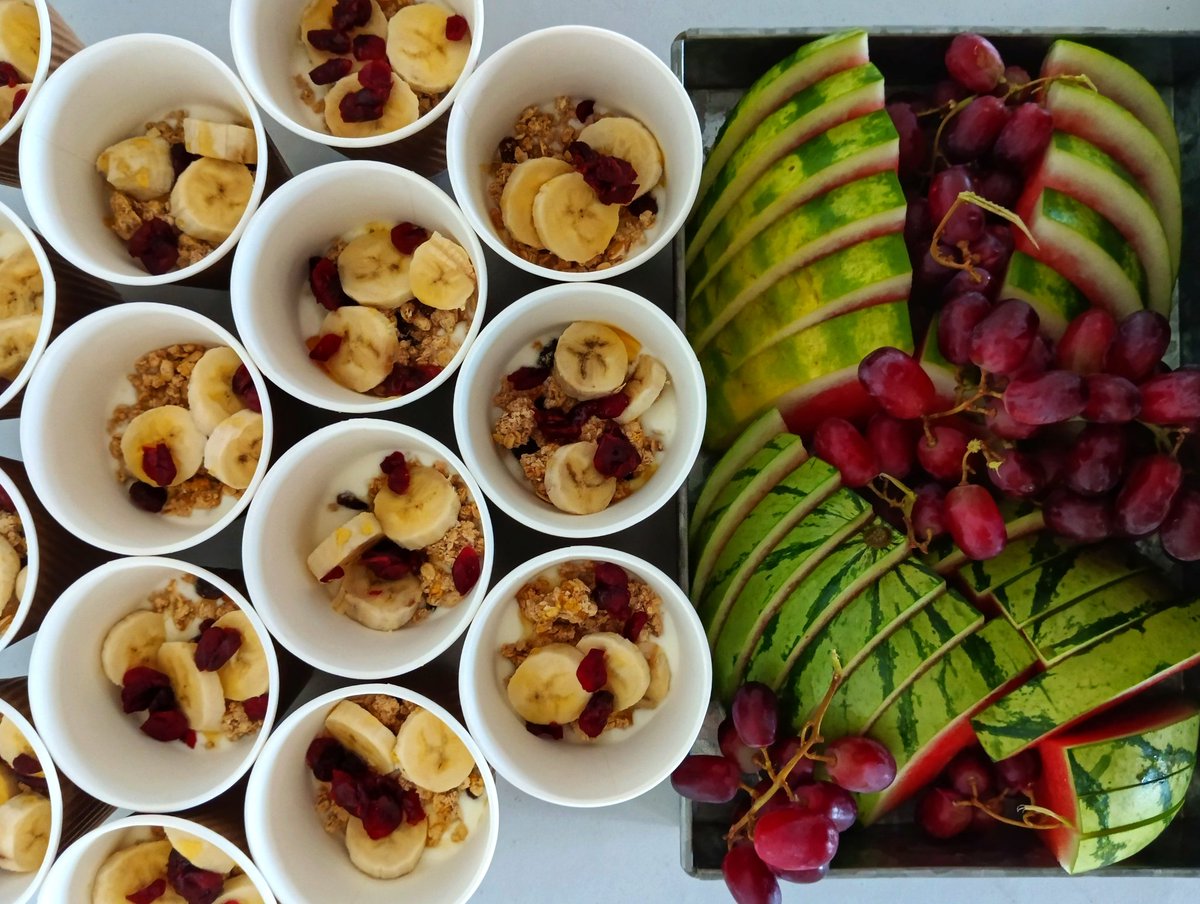 Josephmbryan's tweet image. Great start to the week with #athleticdevelopment crew @UppinghamSchool all refueled post training and ready for the day @Upp_Sport @HolroydHowe @ChefSi71 @Racheln008 @pammybabe68 @OliCullers @DamianBlake4 @chefbenji64 @wisbey_molly @DanielCollier84 #hhdna