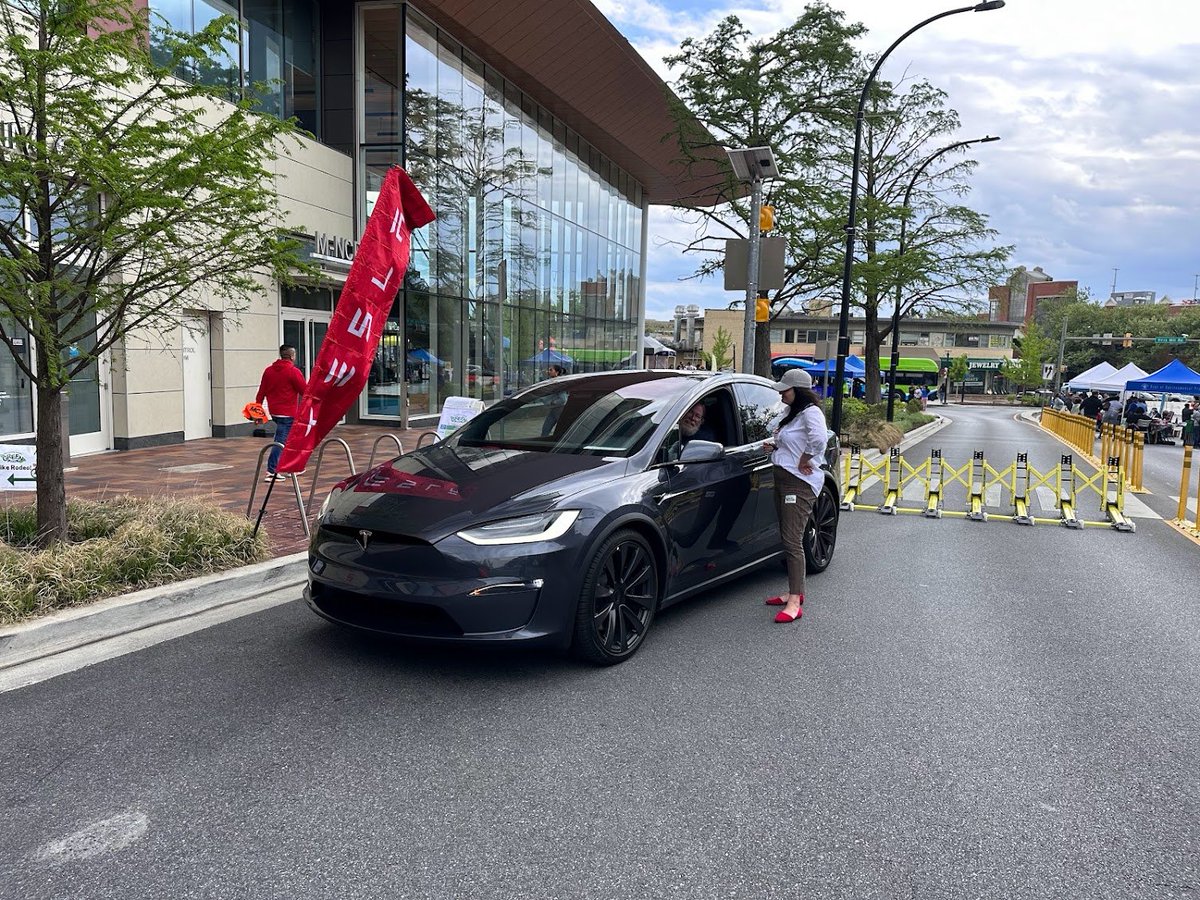 Thank you @Tesla for doing Demo Ride/Drives at this year's #MCGreenfest held at the @MyGreenMC in Wheaton, Maryland. 
You missed it? Well go to @Tesla at 1300 Rockville Pike, Rockville, MD 20852 and ask for a ride!