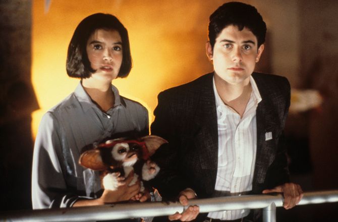 arcania95's tweet photo. Le Direct de "Rétro Movies" / Chapitre 3 : 
"Gremlins 1 &amp; 2" / Joe Dante ... https://t.co/fxPaFKKxvJ via @YouTube 
Attention ! ça tourne remet le couvert ce vendredi 28/04 à 21h ! n'oubliez pas ! RT un max merci 😊 
Avec 2 classiques incontournables du cinéma de divertissement !! https://t.co/MYyxfXm0RG