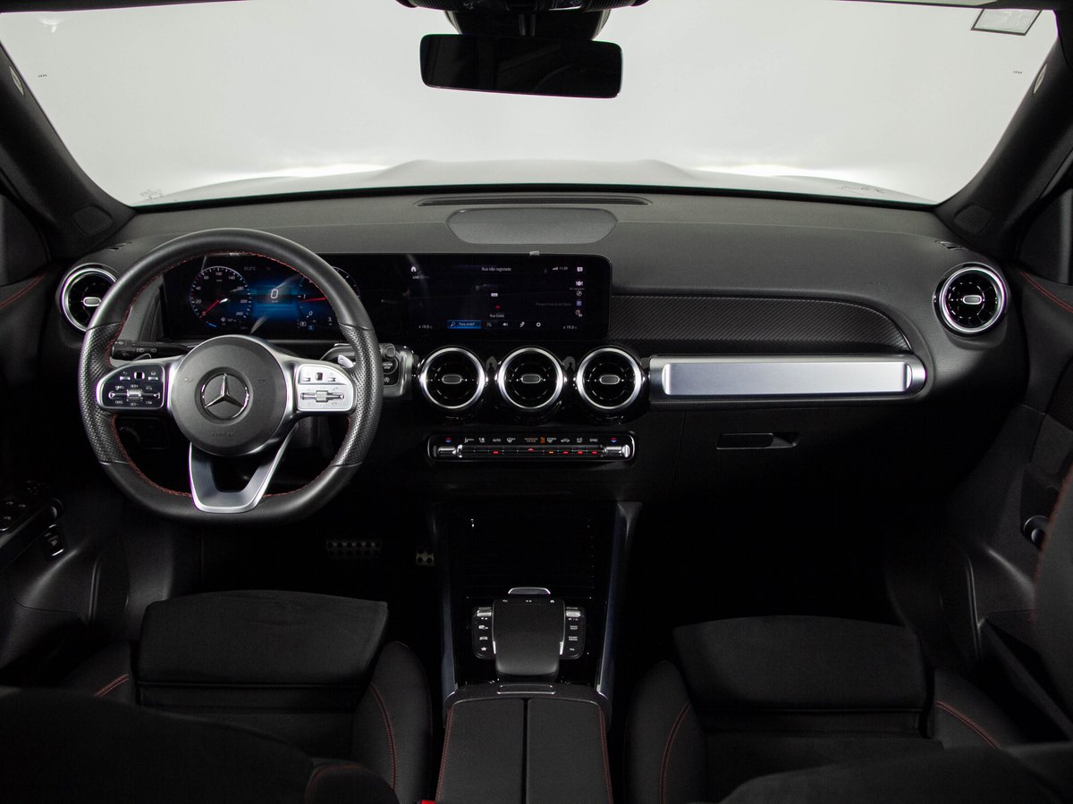 AutoGouveia's tweet photo. MERCEDES BENZ GLB 180 D AMG 7 LUGARES
Com este belo SUV compacto alemão, podemos afirmar, que estamos na presença de um desportivo de 7 lugares.
https://t.co/csNG6ovjPW https://t.co/FX7Y325TPY