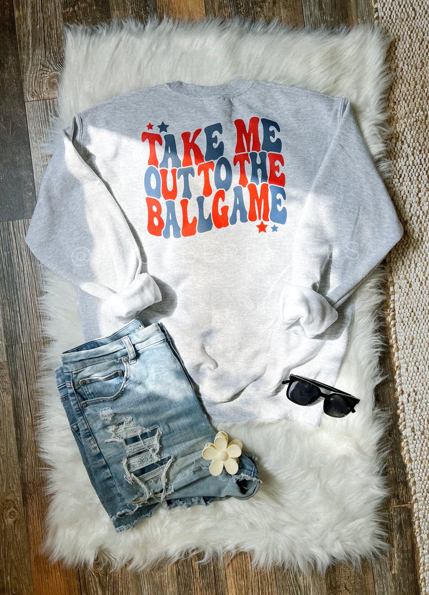 BlueberryTees's tweet photo. More game day designs 😍 https://t.co/ECWuraw7bq
