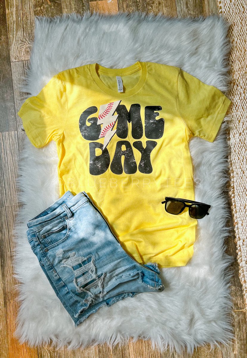 BlueberryTees's tweet photo. More game day designs 😍 https://t.co/ECWuraw7bq