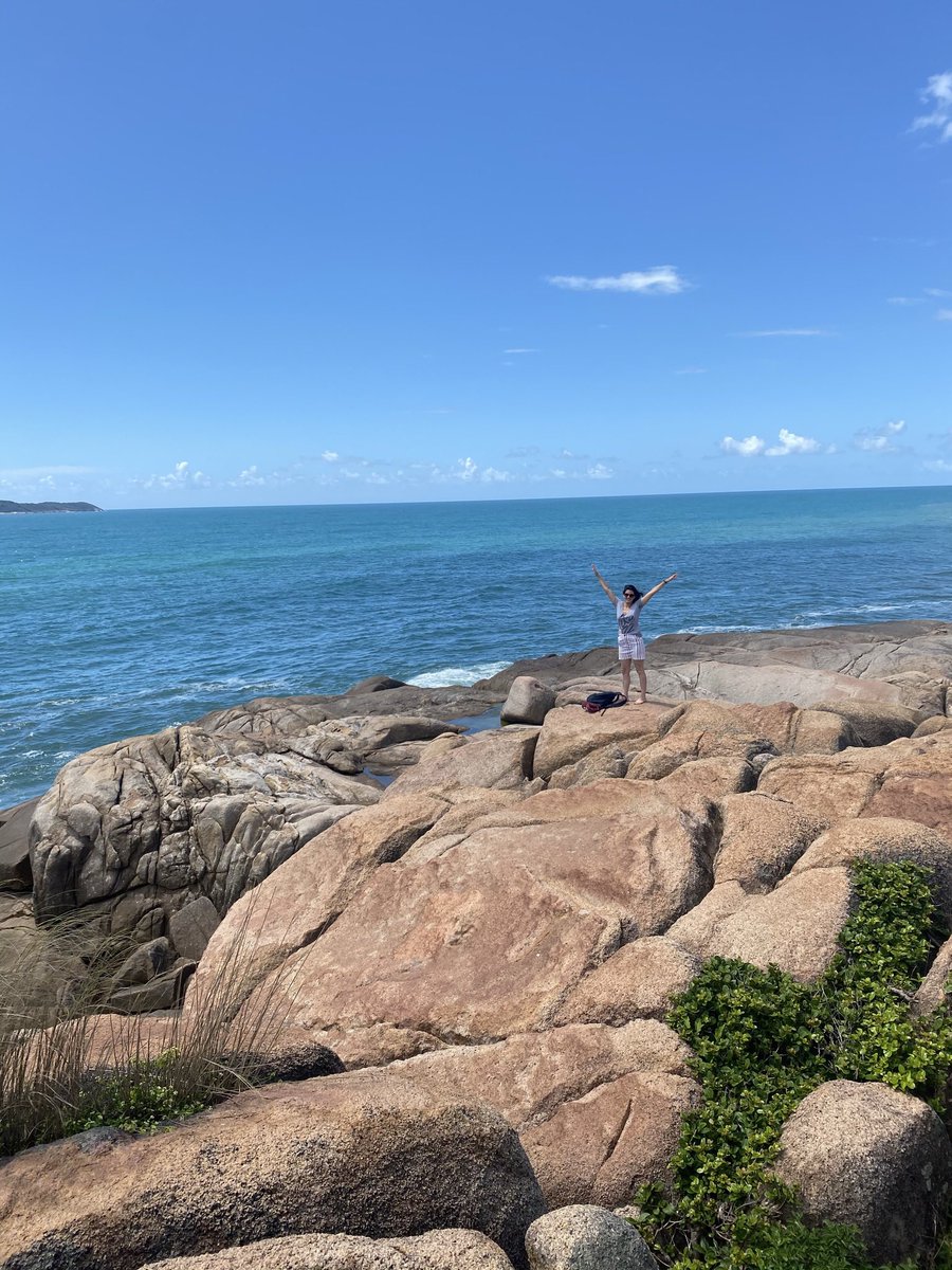 Gsimon1025's tweet photo. PALHOÇA 129 ANOS, Parabéns @palhocinha completando mais um ano. Cidade que uni desenvolvimento e belezas naturais! Feliz em ter feito tantas histórias e amigos aqui.. #praiadepalhoca #guardadoembau #minhafavorita #palhoca #129anos @palhocamilgrauu @cadipalhoca @Palhocense_SC https://t.co/b01f0ddbSQ