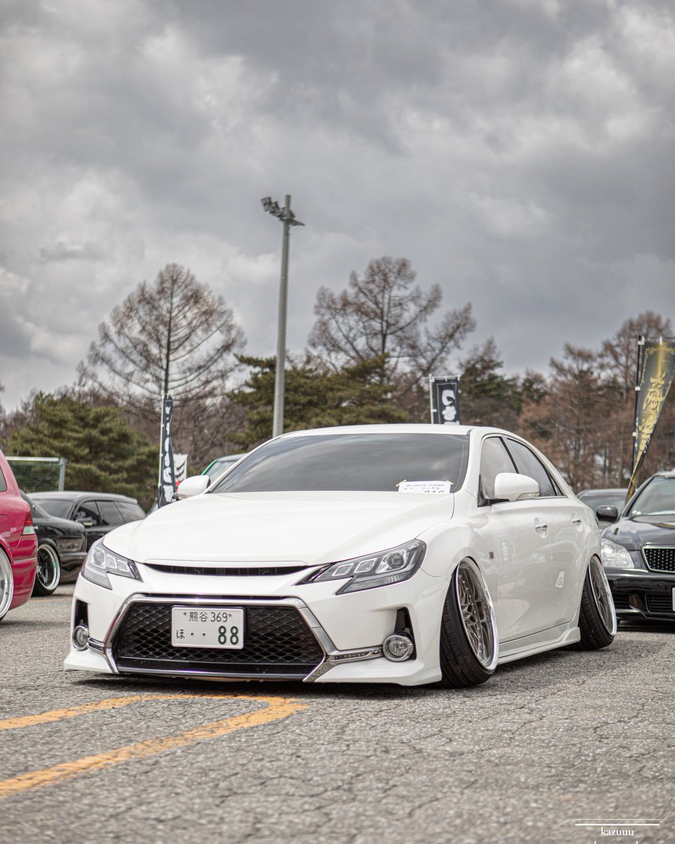 syo_mark_X88's tweet photo. ローフォルムで撮ってもらった😍
#マークX
#ローフォルム杯
#LOWFORM https://t.co/5KHnNDT0zh