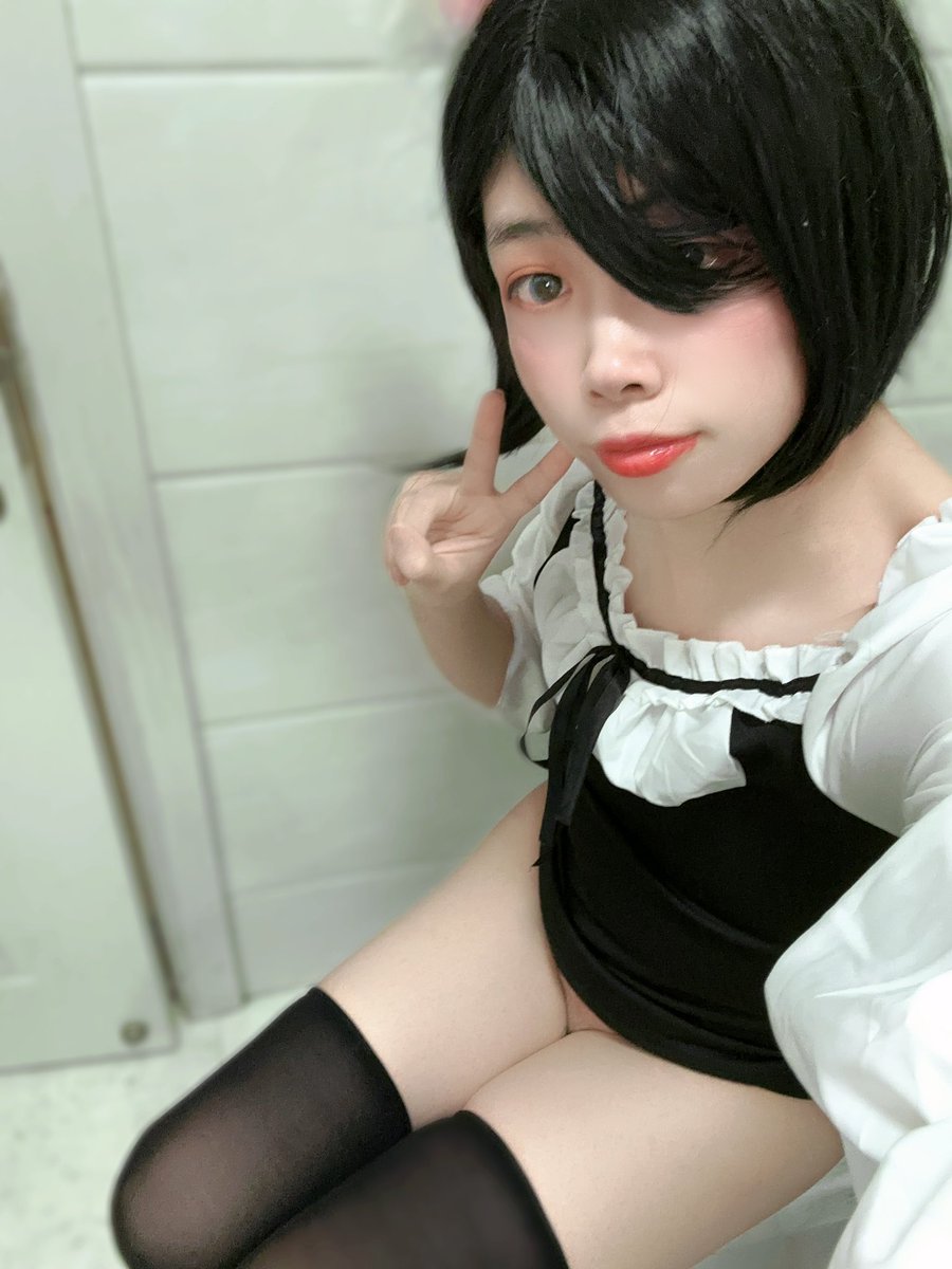 chunchun020715's tweet photo. 灌肠的时候打磨时间
#伪娘 #cd #女装大佬 https://t.co/nS8MAg1apW