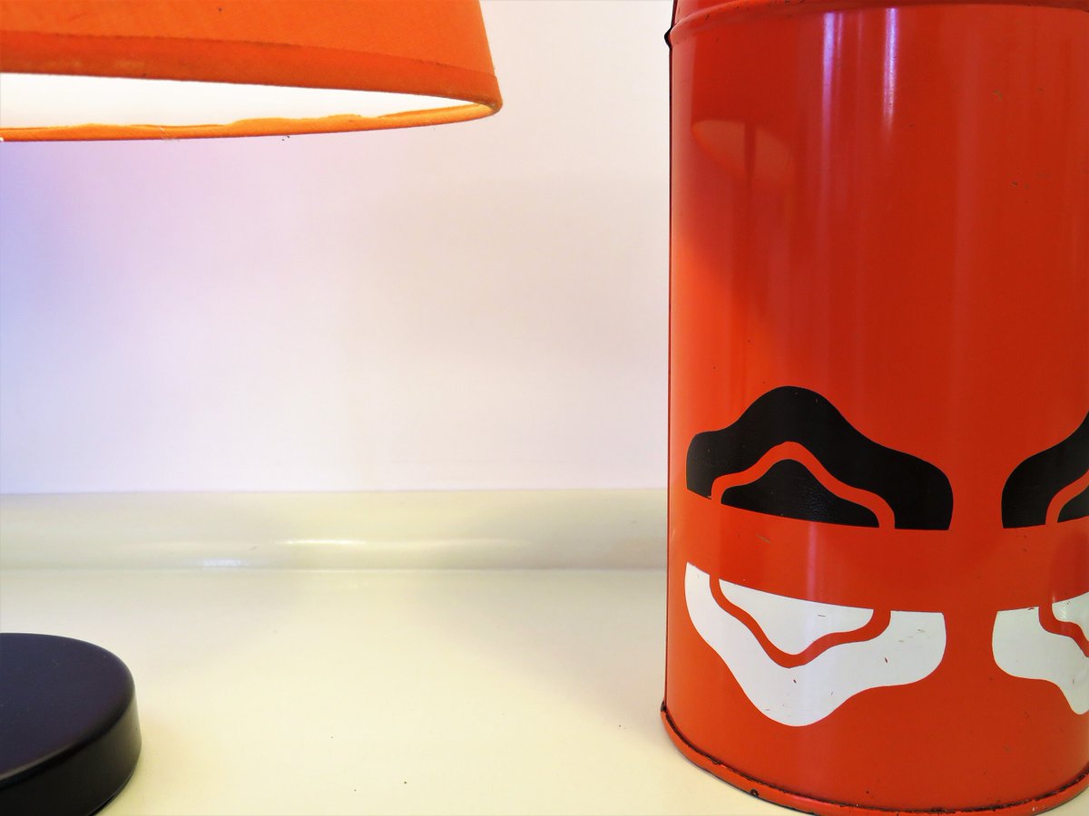 MaLanterne's tweet photo. Vintage Tin Box, Decorative Round Box With Lid and Biscuit Hook, Orange Color, Biscuit Rusk Crispbakes, Kitchen Metal Tin Container, 70s https://t.co/e7GgvIOGWH #Music #Free shipping #Summerdress #Vintage #Gardening #Sales #Retro #Home decor #TinBoxes https://t.co/1ncC9AViED