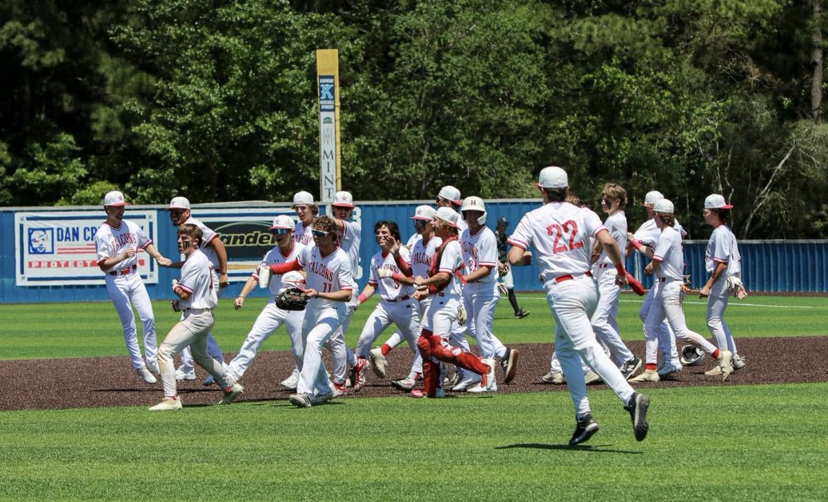Congrats to <a href="/tsamp05/">Troy Sample</a> and <a href="/FalconsHuffman/">Huffman Baseball</a> district champs <a href="/JEBuchta07/">Joey Buchta</a>