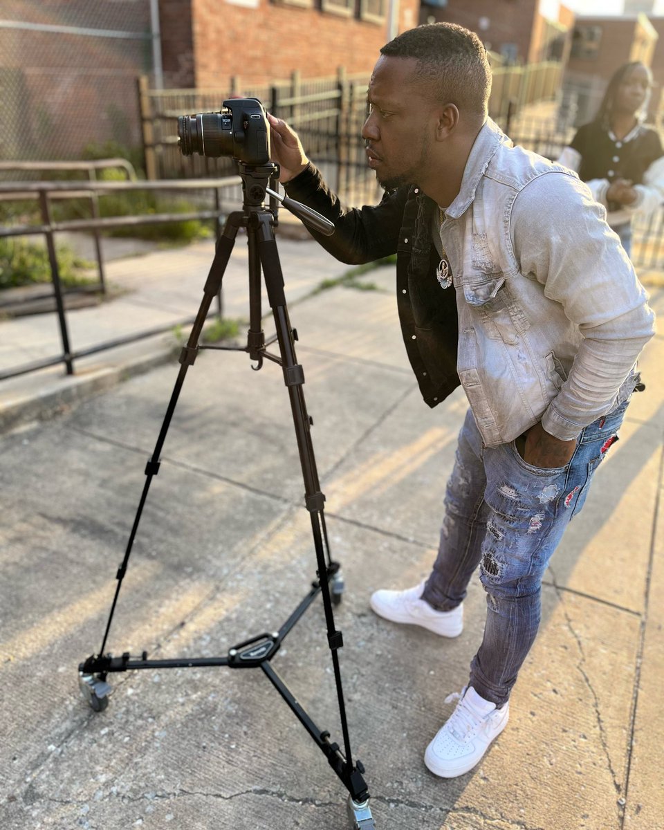 UpShor's tweet photo. Had to cut alot of 💩 off nd get bacck focus‼️‼️‼️ We making movies now momma #QOTB #dolo_shit #KinGMe #FamiLyTied #FamiLyFirst 💫💫💫💫💫💫💫💫💫💫💫 #DaRudeOne 🦾🦾🦾 https://t.co/ZyHiDvdnY6