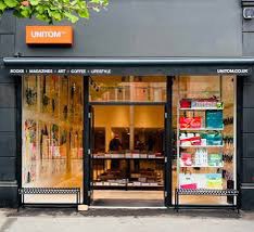 I’m coming to Manchester on Friday for a @RoughTradeBooks event.  It’s 6-8 at @Unitomstore in Stevenson Square. 

It’s only £3 a ticket, get yours using the link below.

eventbrite.co.uk/e/rough-trade-…