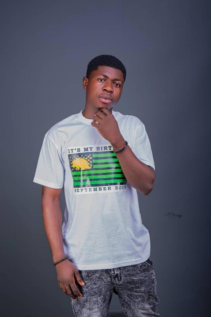 _2_Raw's tweet photo. @Kpvpgrp Good day @kwameScientific please play me promise by Wiz khalifa to mmyself. Is my birthday 🥳 today @y1025fm https://t.co/fadpNprlUa