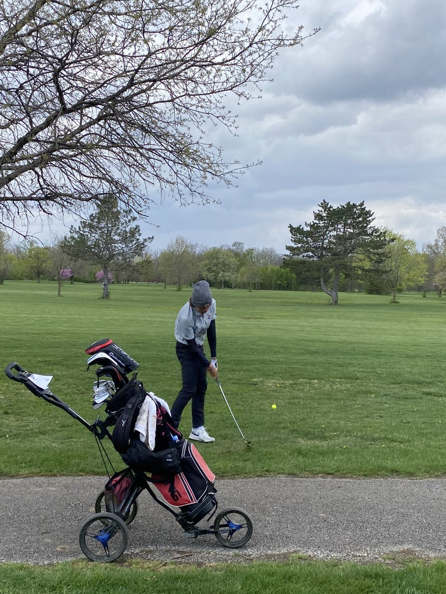 DeKalbGolf's tweet photo. DeKalb finished 11 out of 21 teams over the weekend at the Concordia Invite, Grant Stuckey lead the barons with a 81 , the cooler and windy conditions . Next up Leo @BridgewaterGC  Tuesday https://t.co/01MovcIZ4c