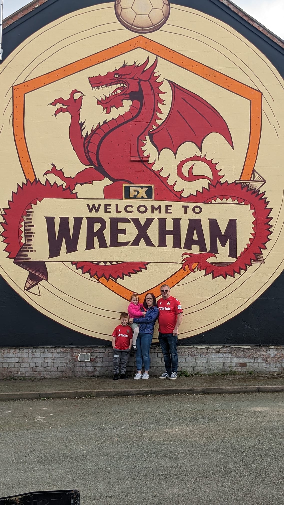 4 pic. So many of our team were lucky enough to see @Wrexham_AFC's big win in person this weekend - what a day 😍 COYR ❤️🤍⚽️ #upthetown #champions #WxmAFC https://t.co/koamPjsL59
