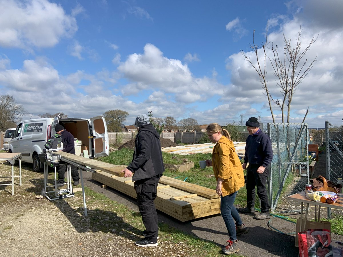PowerHousePoole's tweet photo. We're being busy bees! Cornerstone Patch is coming on with the raised beds now being installed thanks to Poole Men's Shed, and we start Thrive Sessions, Community Arts &amp; Crafts drop-in at Hamworthy Library tomorrow🐝
@TCAPoole @DorsetComFnd @AFCBCommunity
@uptonpioneer @CllrJaneK https://t.co/7x9SvmeotP